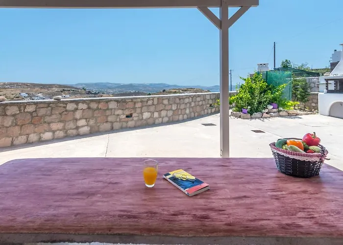 Stone House Yiota Vakantiehuis Plaka (Milos)